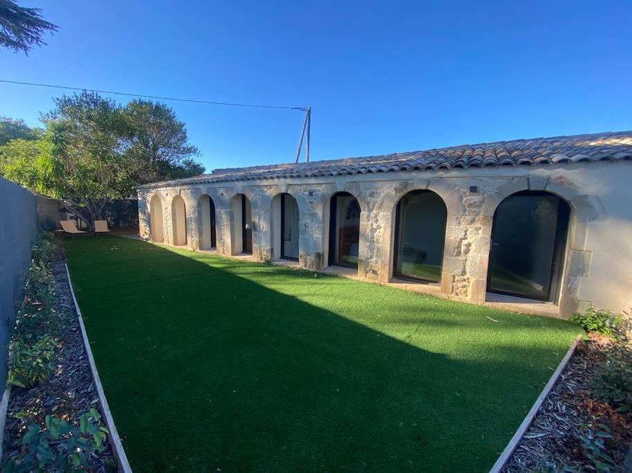 Maison En Pierre A Clermont-L'Herault Brignac  المظهر الخارجي الصورة